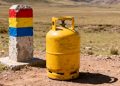 Crisis de gas en Perú dispara el precio de la garrafa y genera alerta por contrabando desde Bolivia