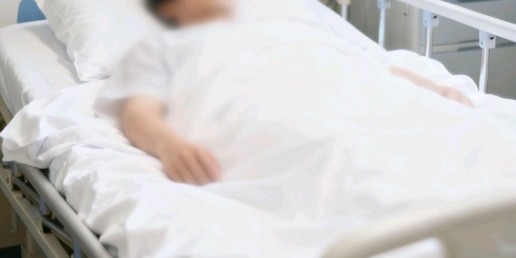 Padre de taxista atracado revela que ya se pagaron Bs 80.000 en gastos médicos