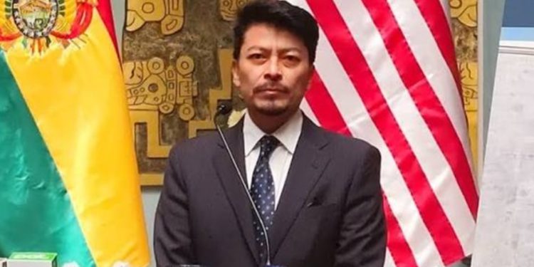 Canciller boliviano destaca “fiesta democrática” en la posesión del presidente de Chile