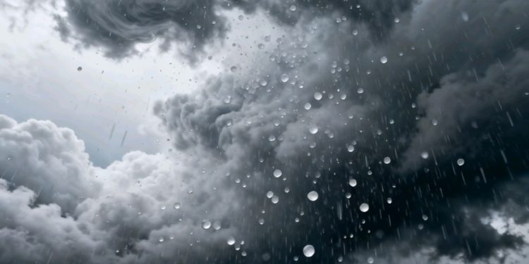 Intensa lluvia y granizo provocan inundaciones y desborde de ríos en la zona sur de La Paz