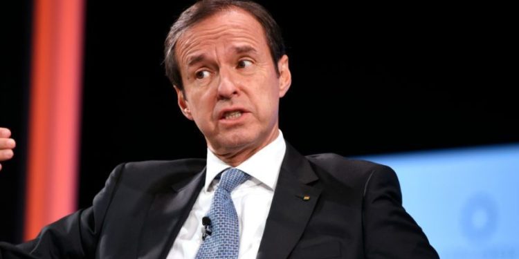 Quiroga cuestiona inhabilitaciones y pide votar pese a dudas