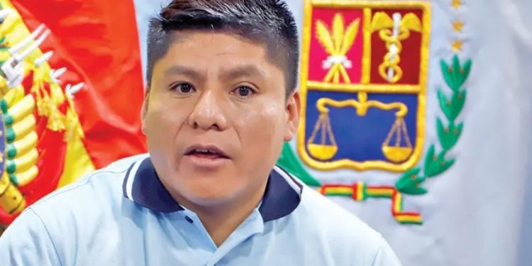 Loza se declara ganador preliminar y promete trabajar “con transparencia” por Cochabamba