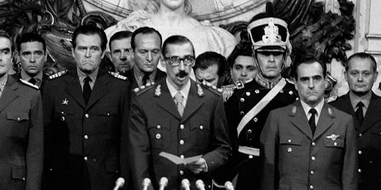 A 50 años del golpe en Argentina, testimonios recuerdan su lado más oscuro