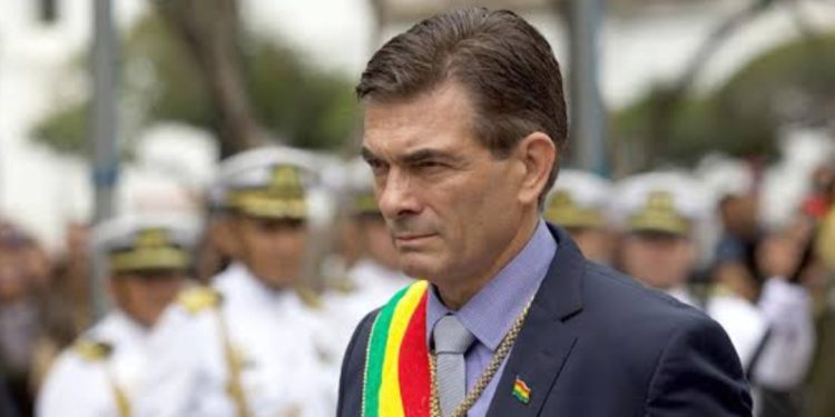 Gobierno alista paquete de leyes para reformar sectores clave