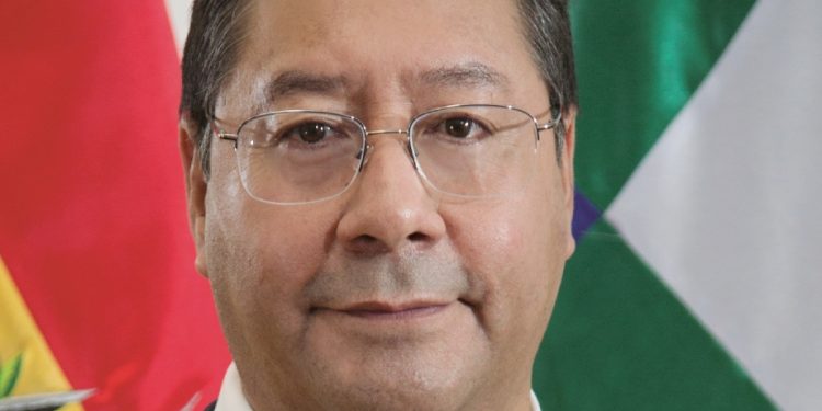 Allanan vivienda de Luis Arce en investigación por legitimación de ganancias