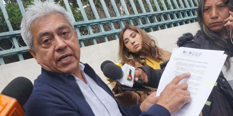 TSE notifica a Mario Cossío con resolución de inhabilitación por incumplimiento de residencia