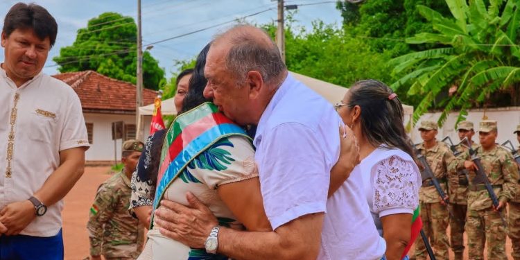 Unidad y desarrollo: los ejes de la campaña de Otto Richter rumbo a la segunda vuelta