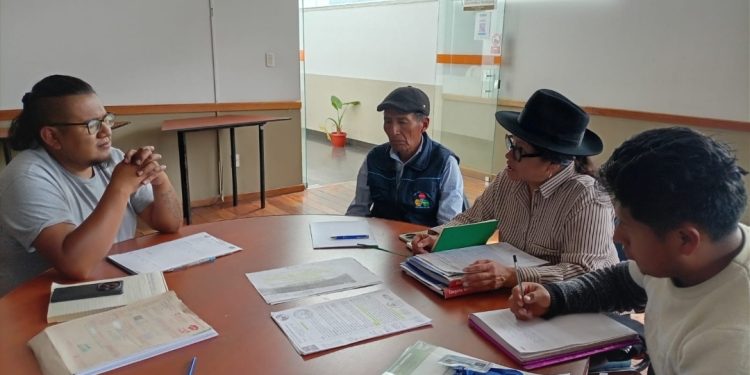 Trabajo conjunto abre camino al desarrollo y la seguridad jurídica en Tiquimani