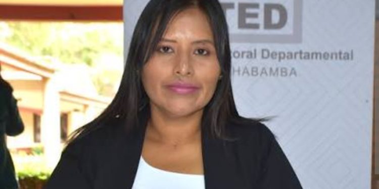 Revelan operación interna en el TSE para habilitar partido ligado al evismo